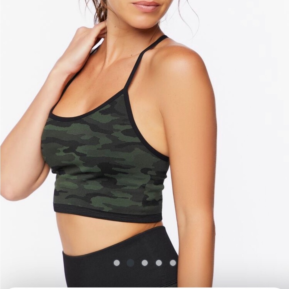 Camo Print Sports Bra and Leggings Set - Picture 3 of 11